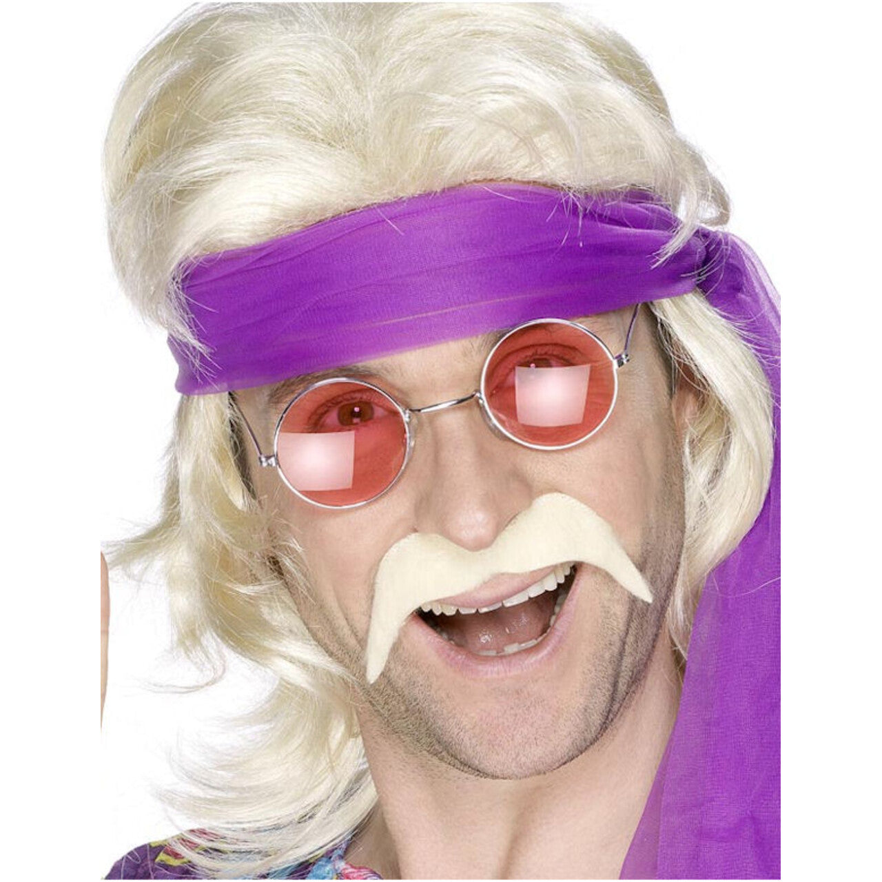 Op deze afbeelding zie je een Accessoires, van het merk Smiffy's. Groovy Blonde Snor
