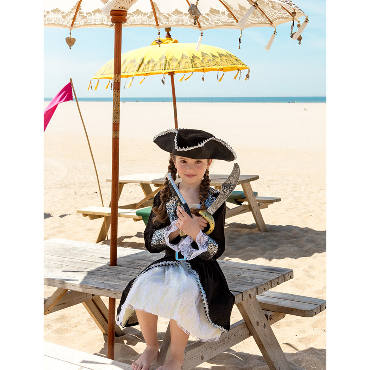 Op deze afbeelding zie je een Accessoires, van het merk Boland. Piratenzwaard Zeebeen