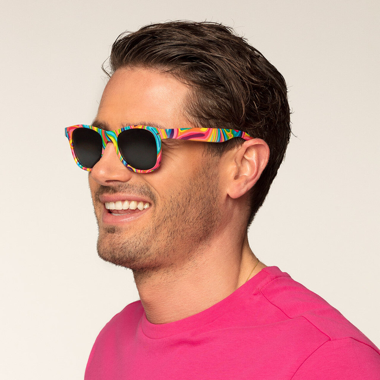 Op deze afbeelding zie je een Accessoires, van het merk Boland. Partybril Fantasy Rainbow