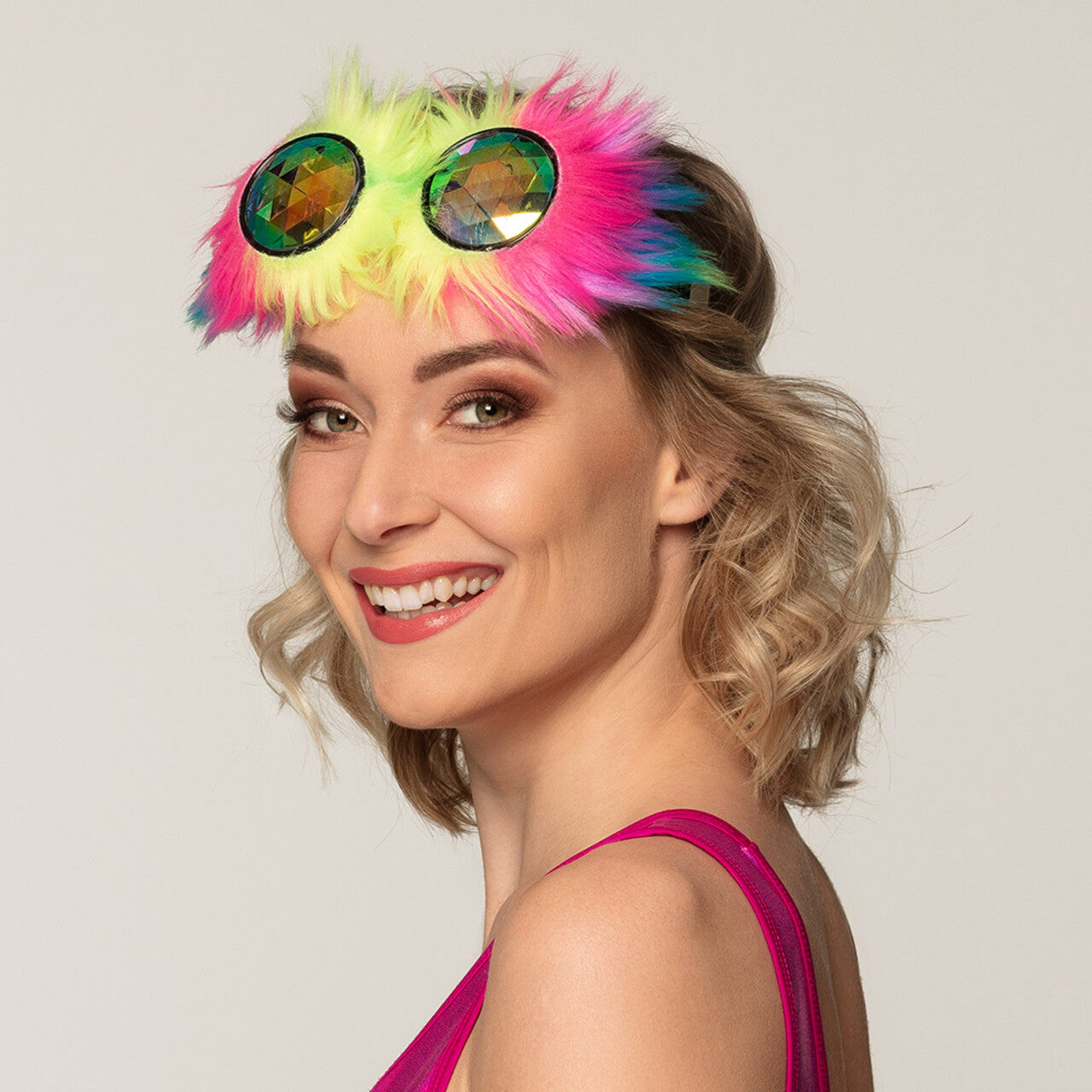 Op deze afbeelding zie je een Accessoires, van het merk Boland. Partybril Crazy Rave