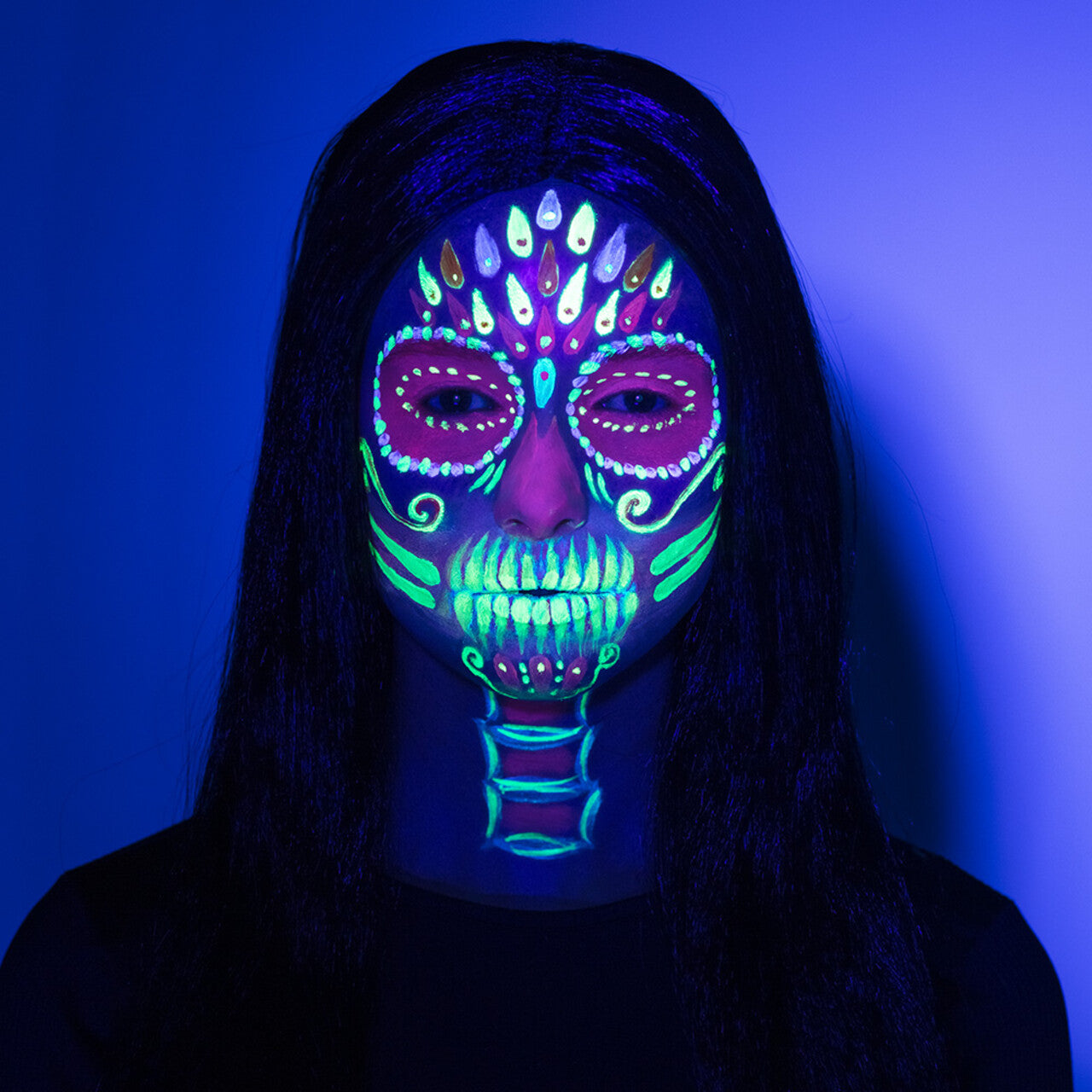 Op deze afbeelding zie je een Accessoires, van het merk Boland. Make-Up Kit Uv Bright Day Of The Dead