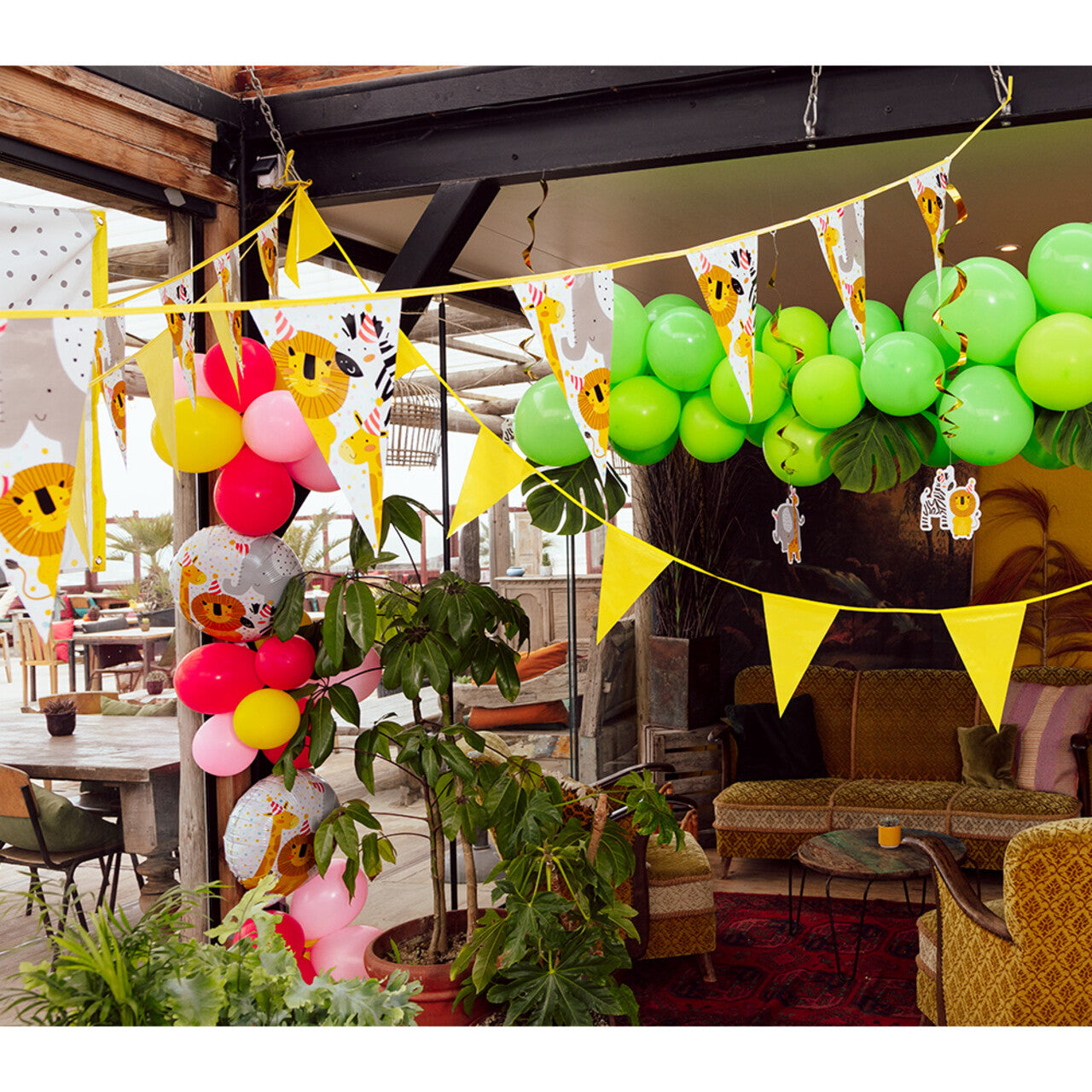 Op deze afbeelding zie je een Decoratie, van het merk Boland. Folieballon Safari Junlge Feest