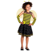 Op deze afbeelding zie je een Kostuums, van het merk Boland. Bee-Bee Zoemgraag Meisje Kostuum