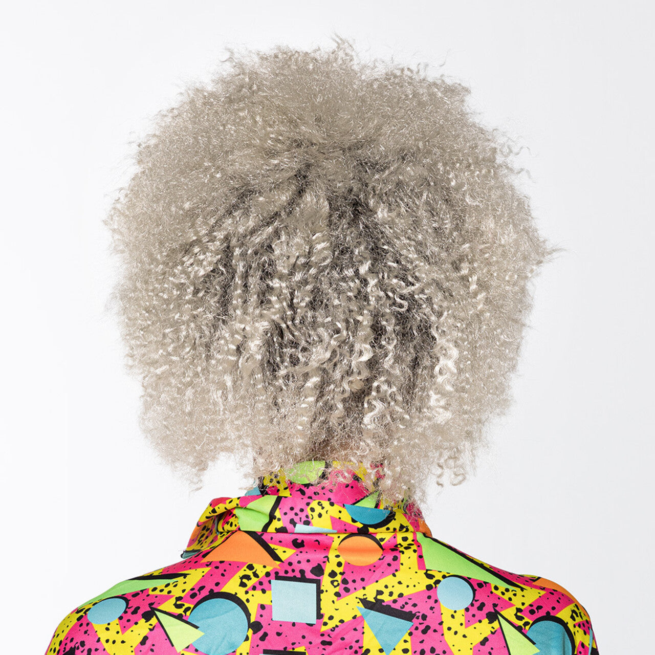 Op deze afbeelding zie je een Accessoires, van het merk Boland. Pruik Totally Eighties Wafel Haar