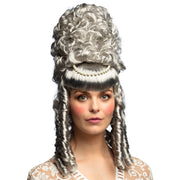 Op deze afbeelding zie je een Accessoires, van het merk Boland. Pruik Dame Van Adel Marie-Sophie Grijs