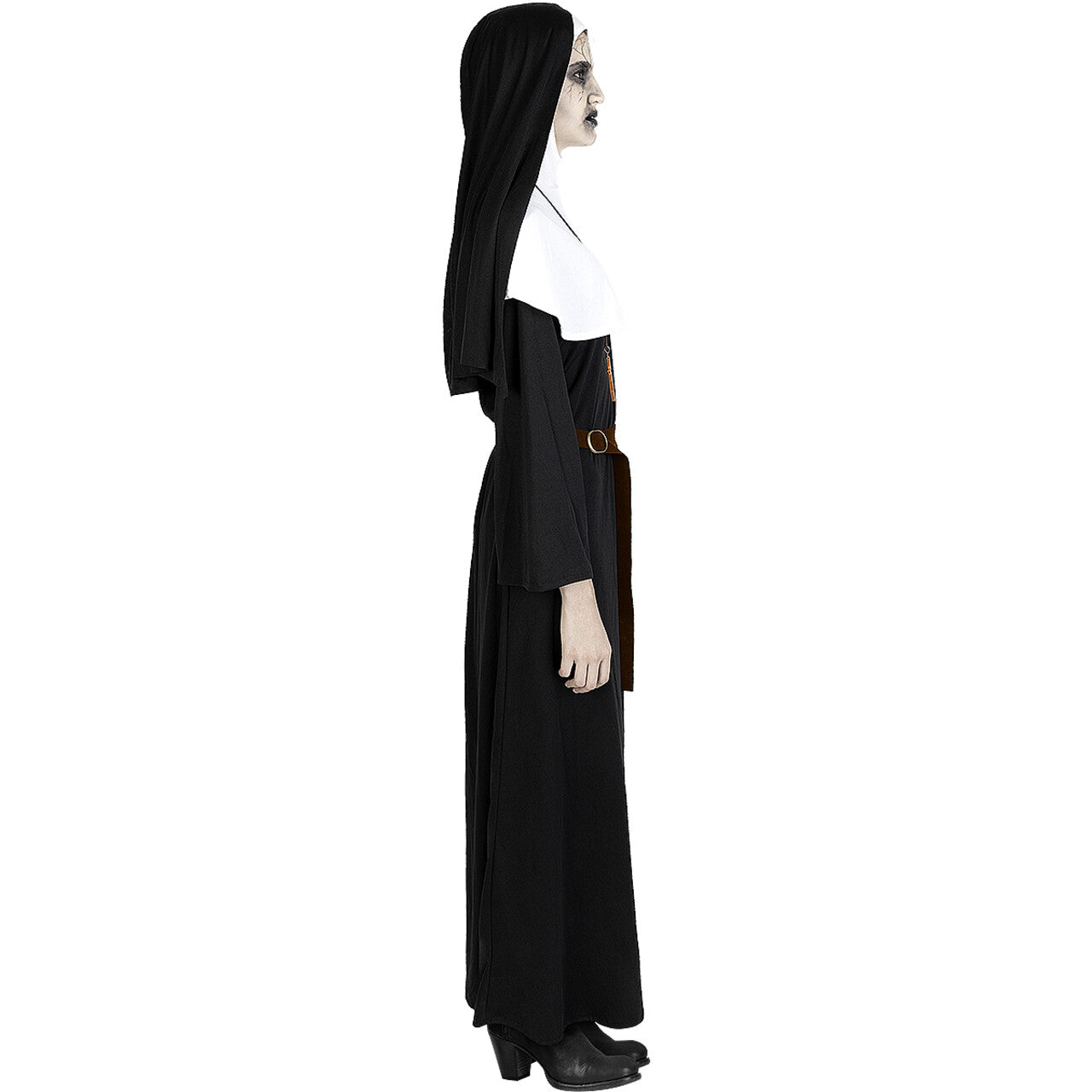 Op deze afbeelding zie je een Kostuums, van het merk Funidelia. Demonische Non Valak Vrouw Kostuum