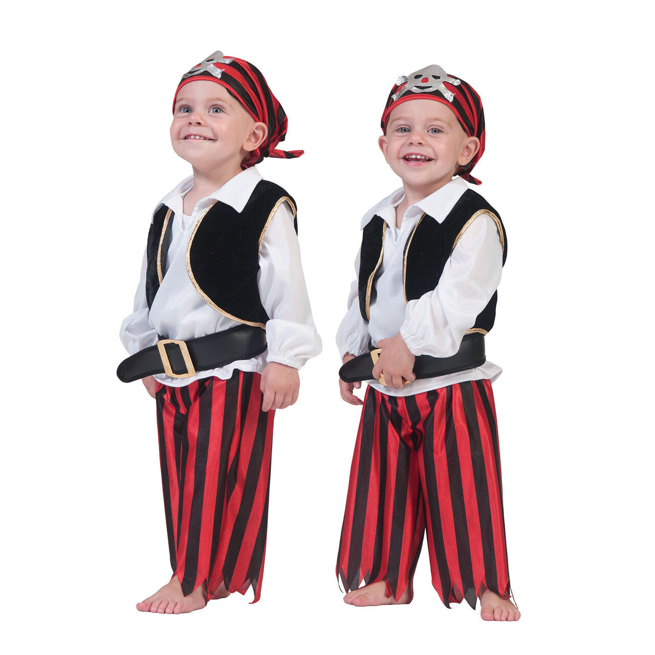 Op deze afbeelding zie je een Kostuums, van het merk Funny Fashion. Machtige Rood Zwarte Mini Piraat Jongen Kostuum