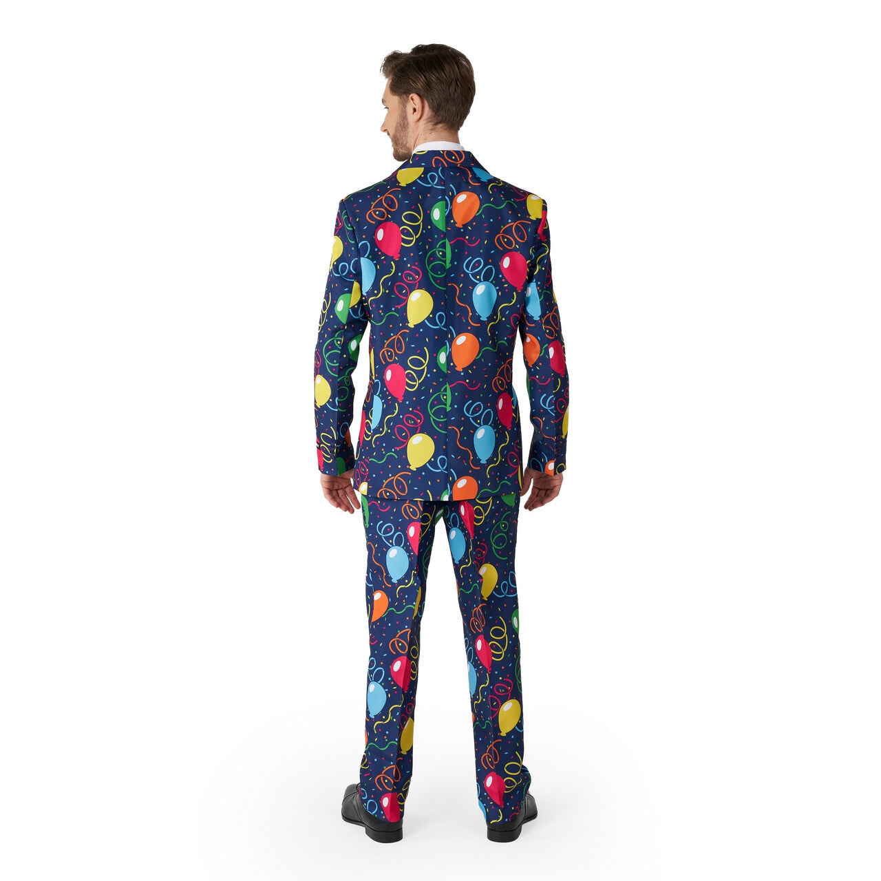 Op deze afbeelding zie je een Kostuums, van het merk Suitmeister. Confetti Balloons Navy Party Hard Man Kostuum