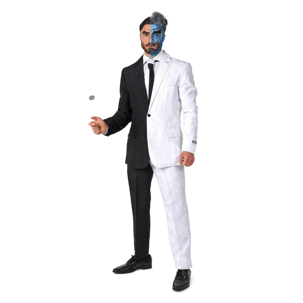Op deze afbeelding zie je een Kostuums, van het merk Suitmeister. Black Or White Two Face Man Kostuum