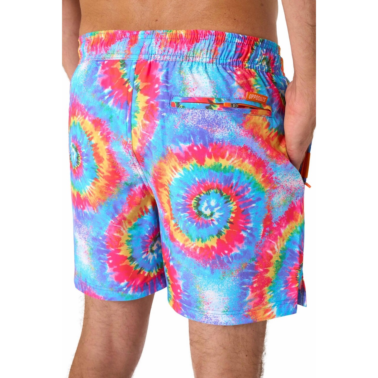 Op deze afbeelding zie je een Kostuums, van het merk Opposuits. Holoperfect Man