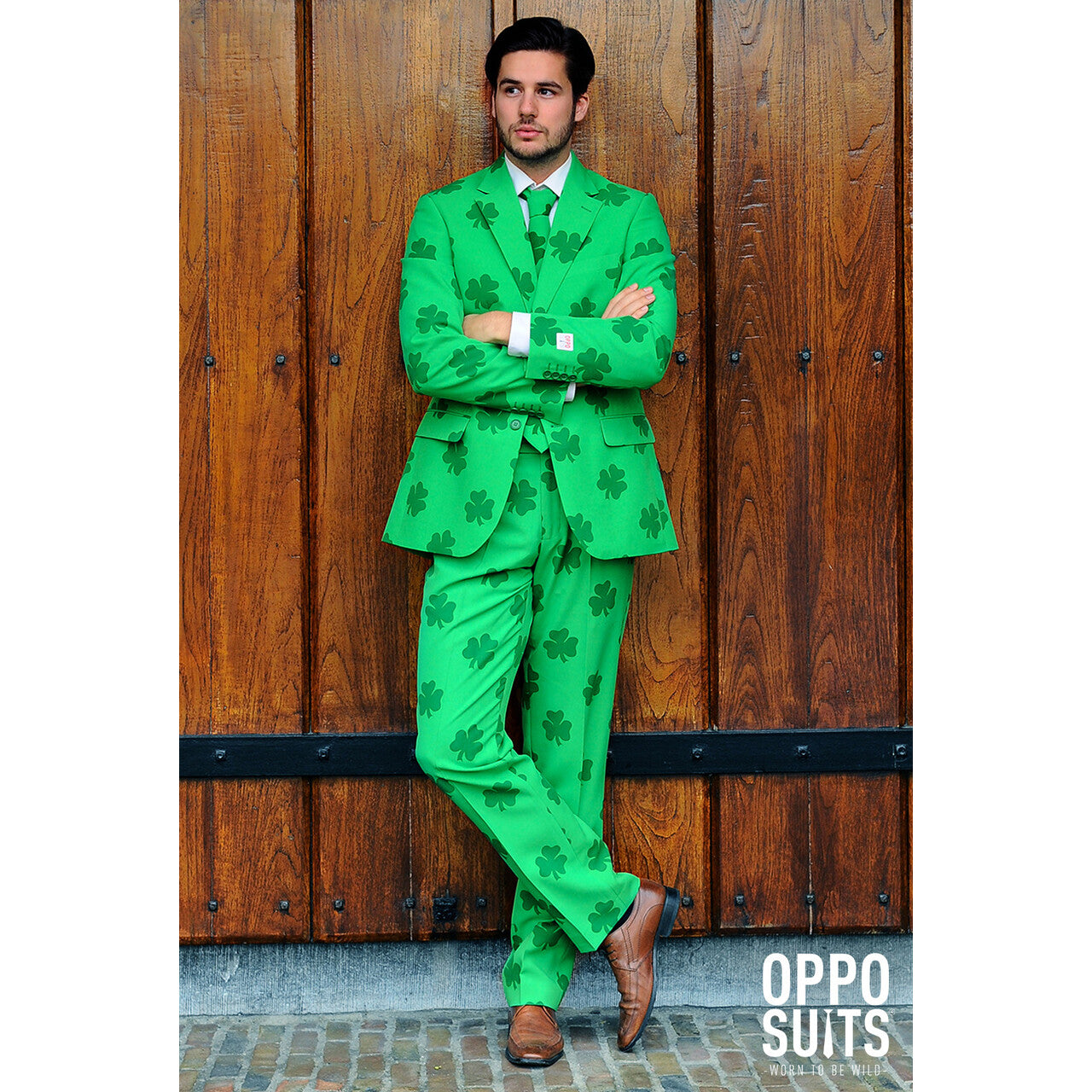 Op deze afbeelding zie je een Kostuums, van het merk Opposuits. Patrick Iers Shamrock Opposuit Kostuum Man