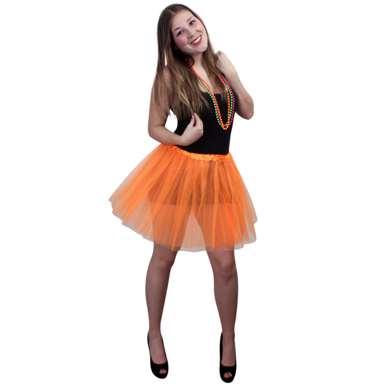 Op deze afbeelding zie je een Kostuums, van het merk PartyXplosion. Tule Rokje Volwassenen Oranje Vrouw