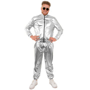 Op deze afbeelding zie je een Kostuums, van het merk PartyXplosion. Trainingspak Zilver Space Attack Heren Man Kostuum