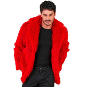 Op deze afbeelding zie je een Kostuums, van het merk Widmann. Dress To Impress Rode Bontjas