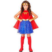 Op deze afbeelding zie je een Kostuums, van het merk Widmann. Mega Stoere Superheldin Wonder Girl Meisje Kostuum