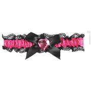 Op deze afbeelding zie je een Accessoires, van het merk Widmann. Kousenband Roze Met Roze Hartje