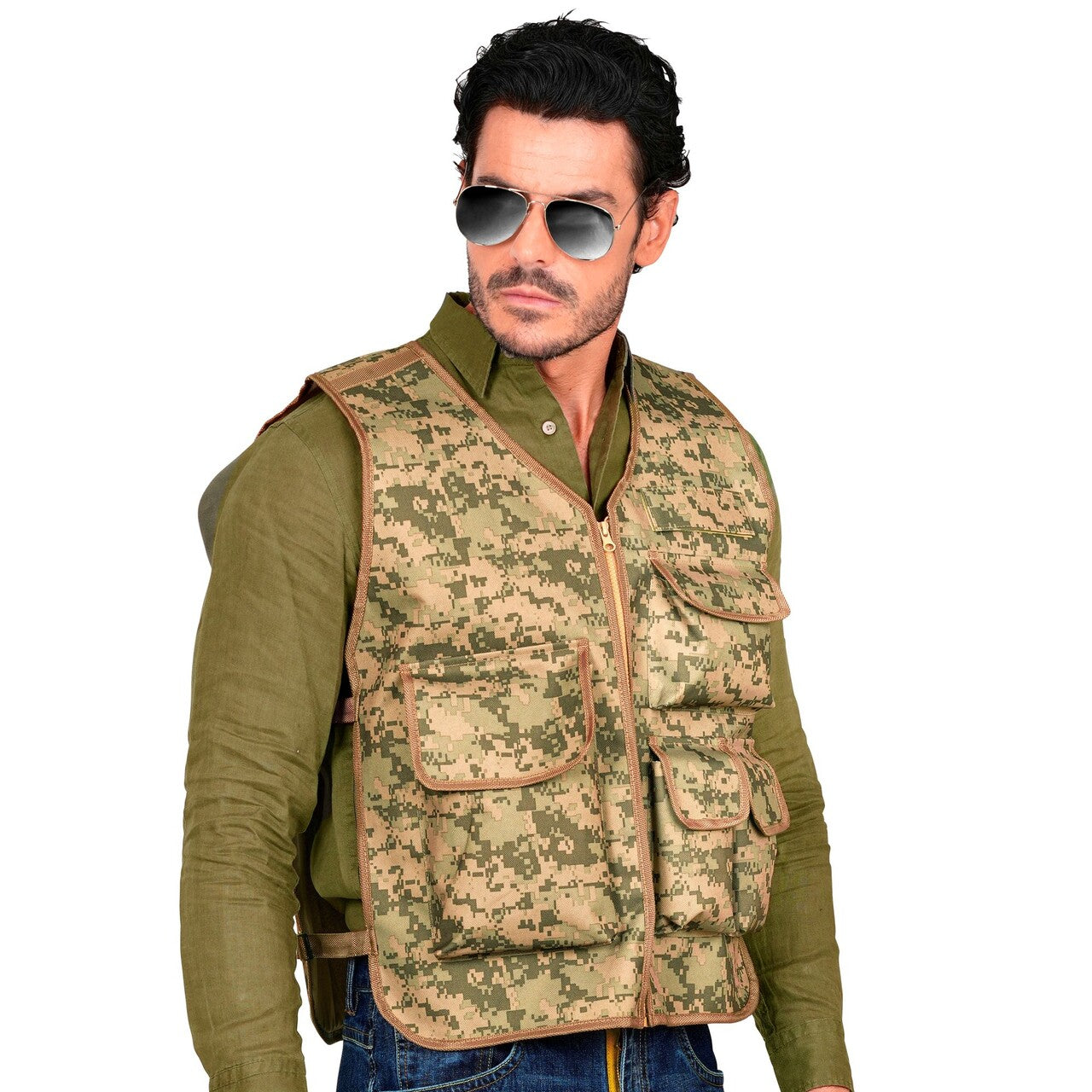 Op deze afbeelding zie je een Kostuums, van het merk Widmann. Camo Commando Vest