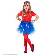 Op deze afbeelding zie je een Kostuums, van het merk Widmann. Super Sterke Wonder Girl Meisje Kostuum