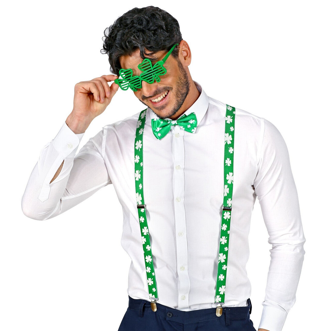 Op deze afbeelding zie je een Accessoires, van het merk Widmann. St. Patricks Day Set Driedelig