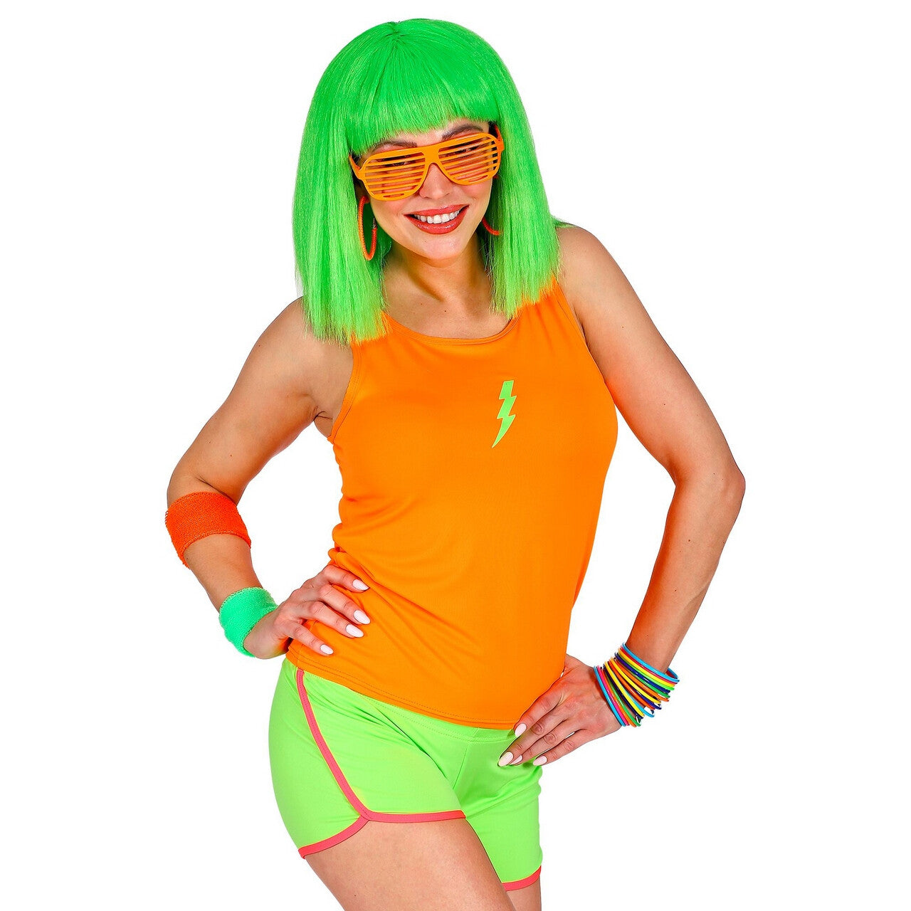 Op deze afbeelding zie je een Kostuums, van het merk Widmann. Sportieve Hotpants Neon Groen Vrouw