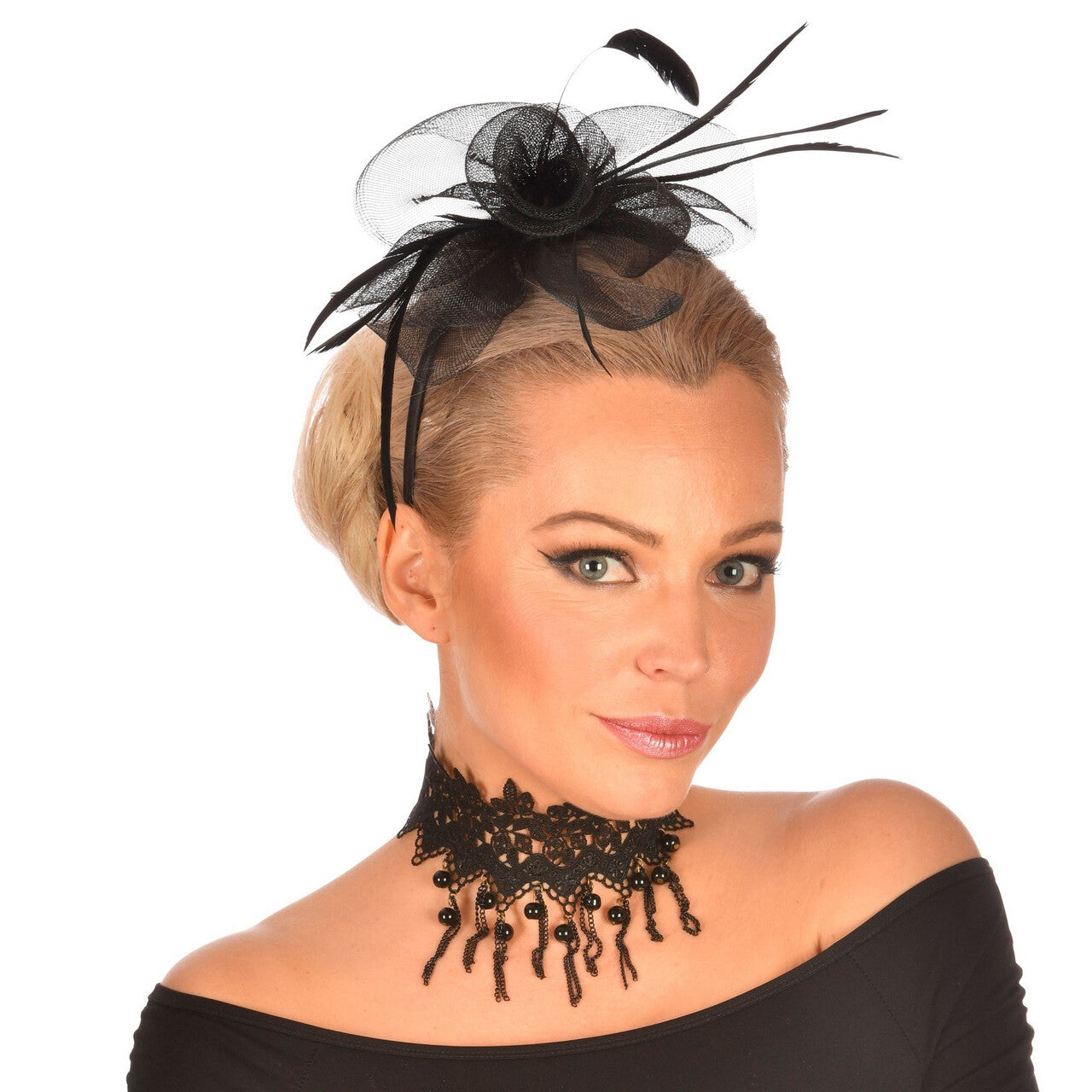 Op deze afbeelding zie je een Accessoires, van het merk Widmann. Cocktail Party Paardenraces Hoofdbedekking