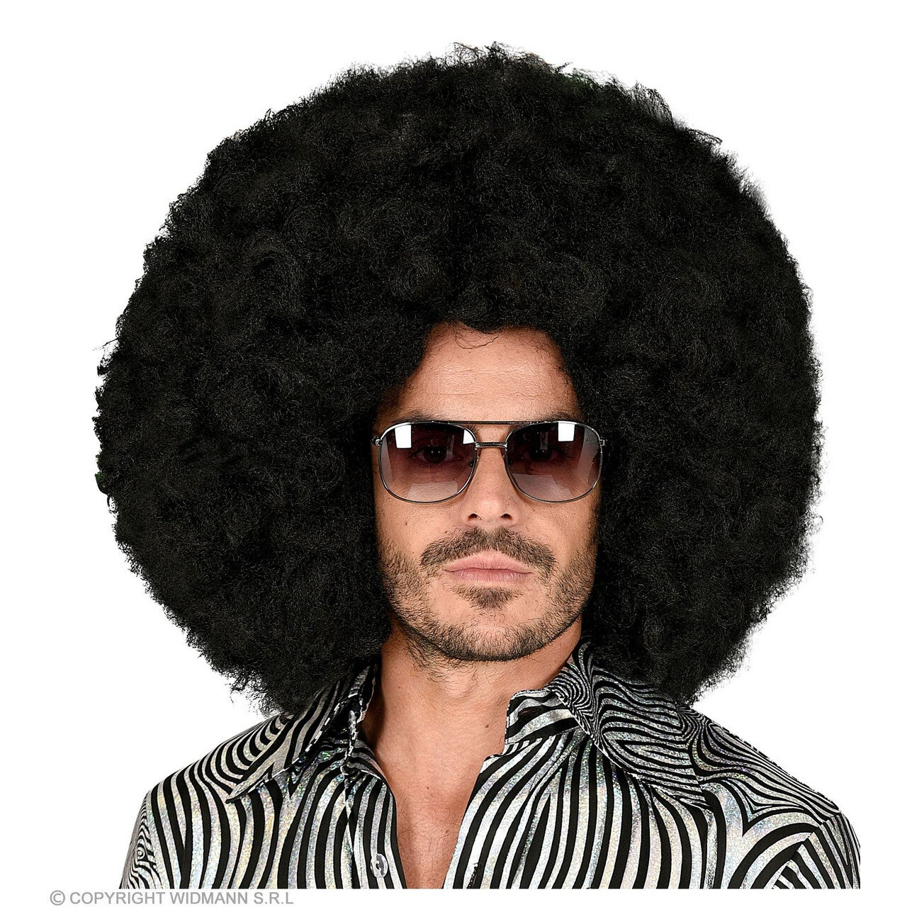 Op deze afbeelding zie je een Accessoires, van het merk Widmann. Gigantisch Grote Afro Disco Pruik Zwart Tito