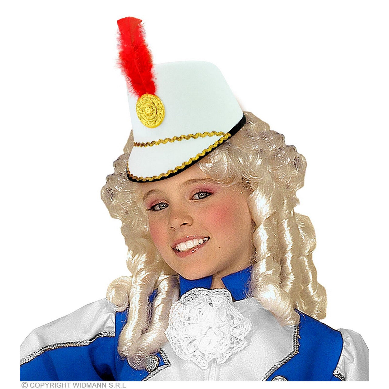 Op deze afbeelding zie je een Accessoires, van het merk Widmann. Witte Majorette Hoed Met Rode Veer