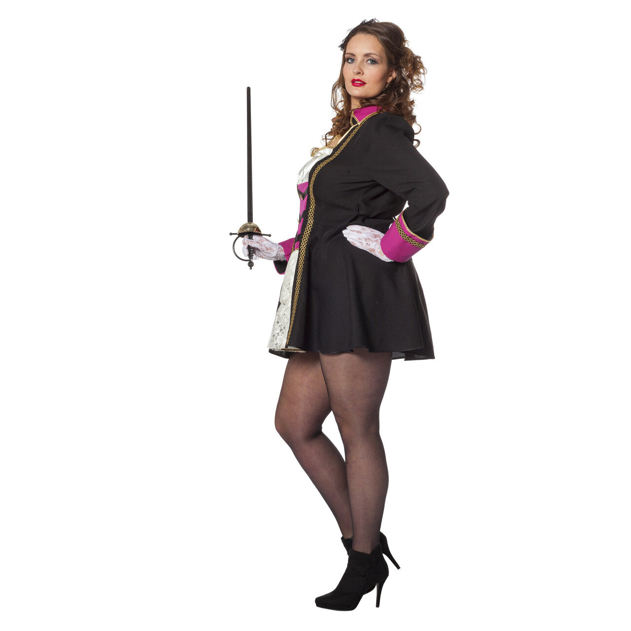 Op deze afbeelding zie je een Kostuums, van het merk Wilbers. Vlijmscherpe Elegante Musketier Vrouw Kostuum