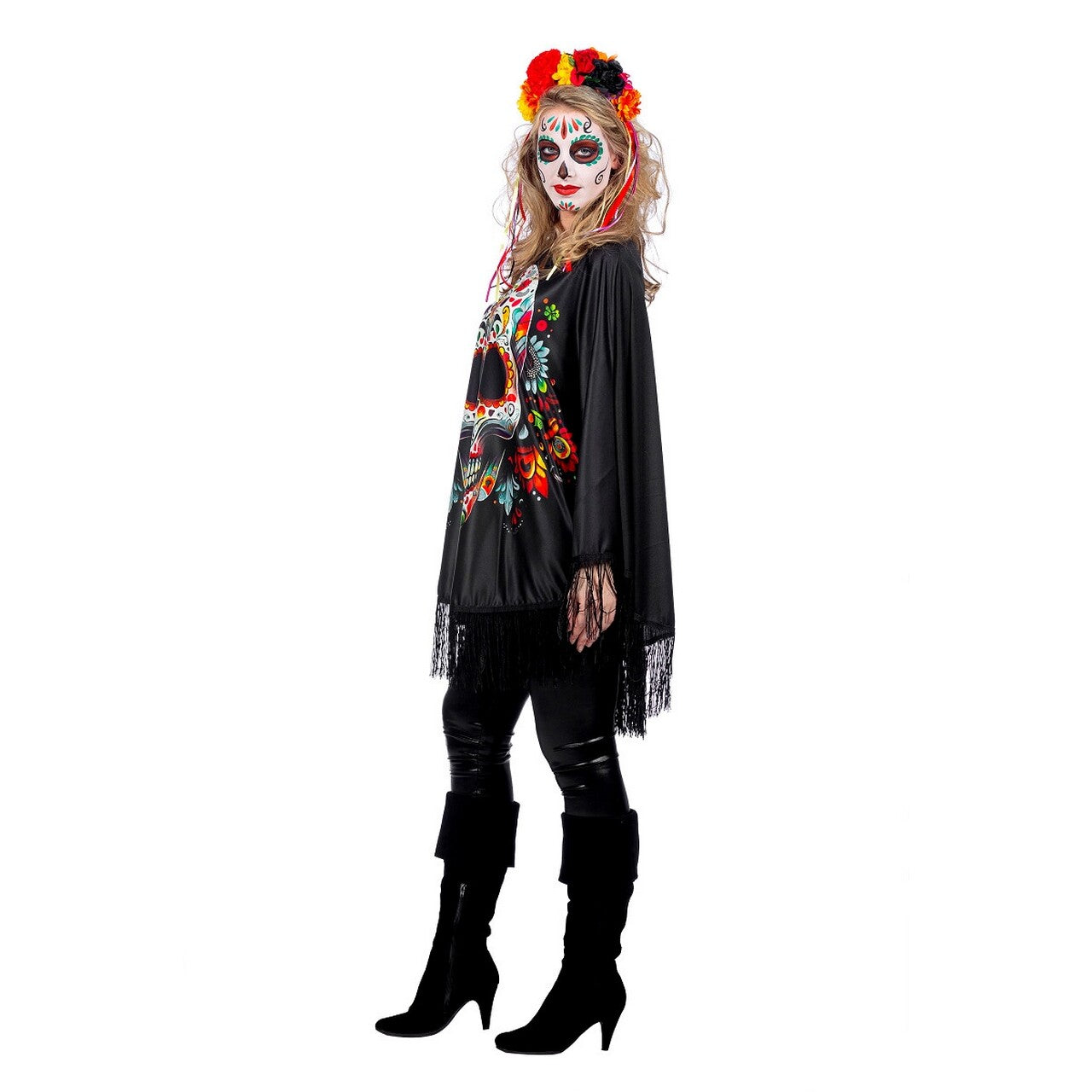 Op deze afbeelding zie je een Kostuums, van het merk Wilbers. Day Of The Dead Poncho Vrouw Kostuum