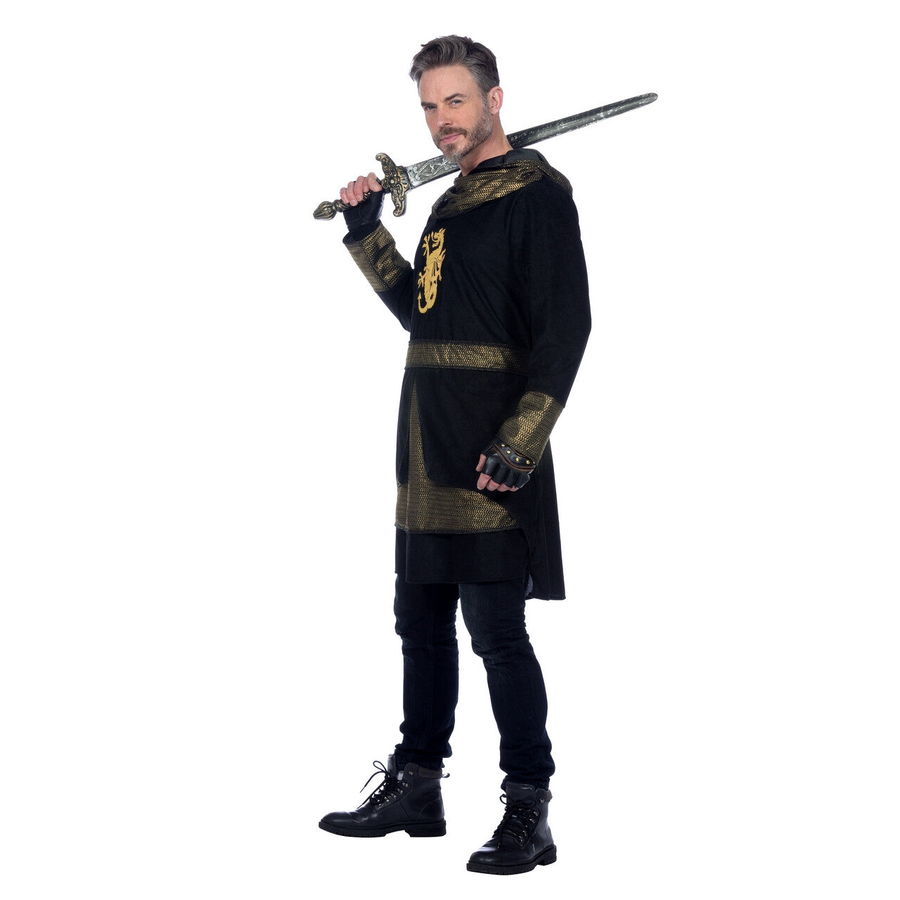 Op deze afbeelding zie je een Kostuums, van het merk Wilbers. Gouden Ridder Van Het Zwarte Leger Man Kostuum